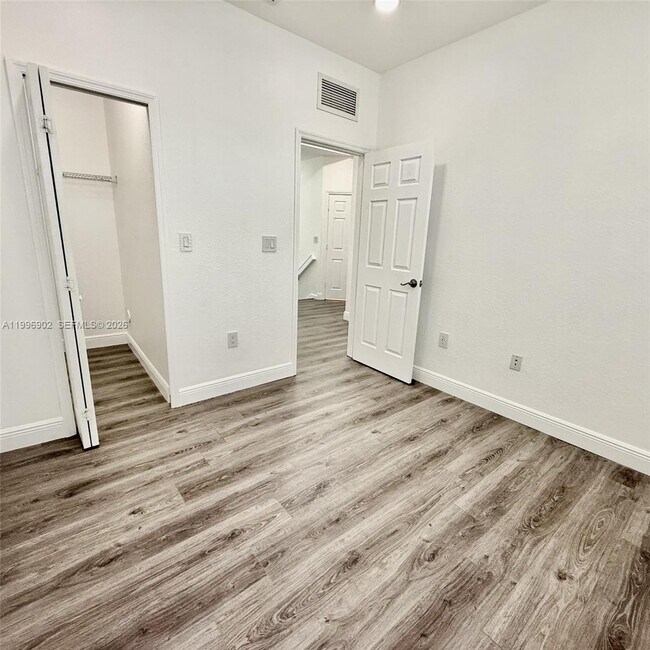 Building Photo - 11503 NW 89th St