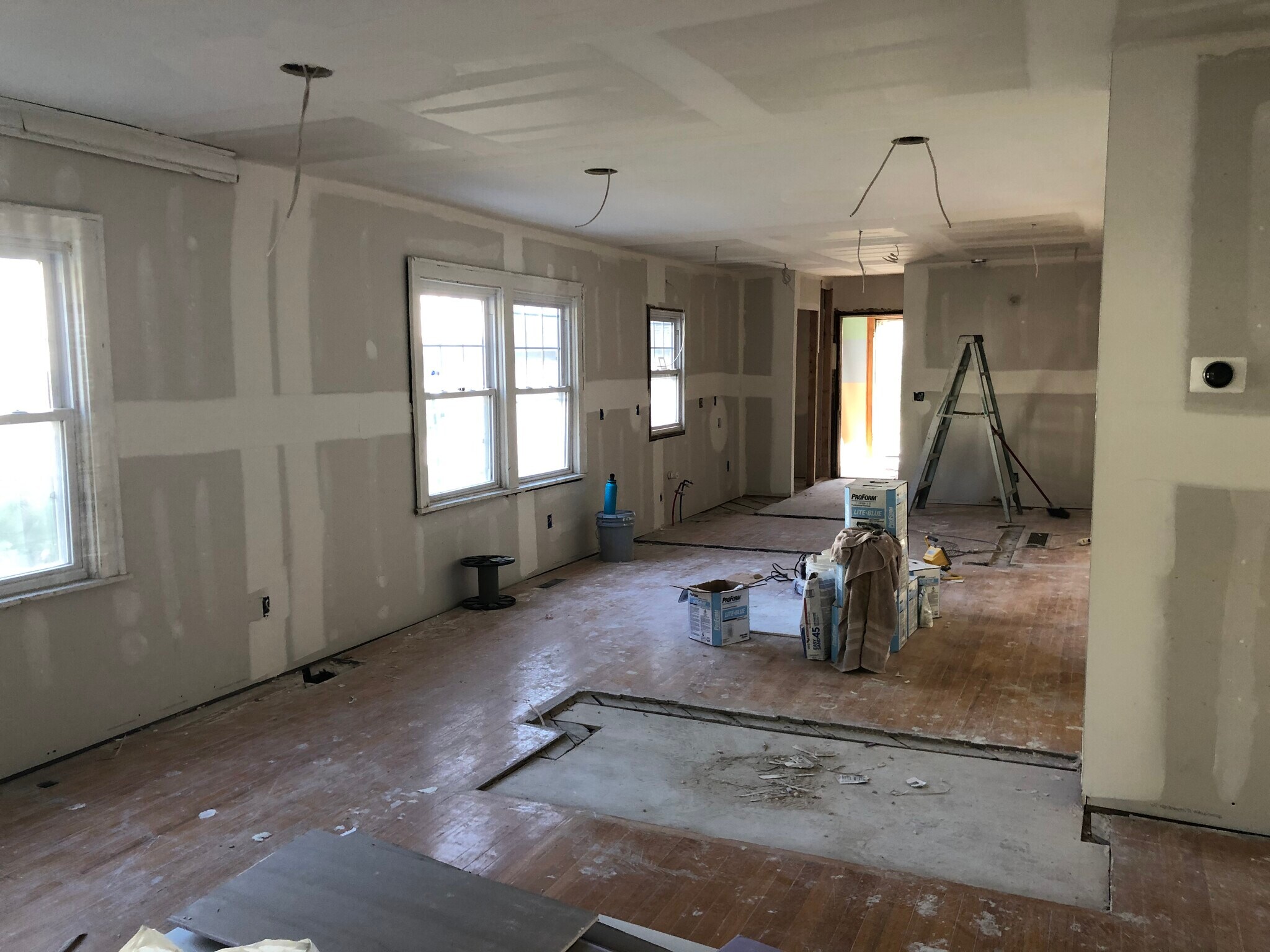 Building Photo - 301 W 51st St