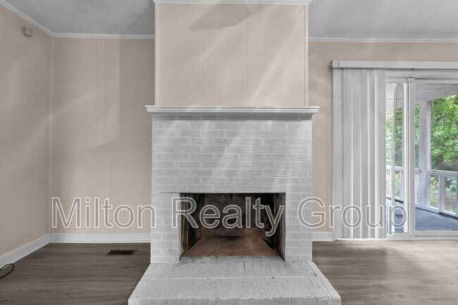 Building Photo - 6203 Vigilante Ct