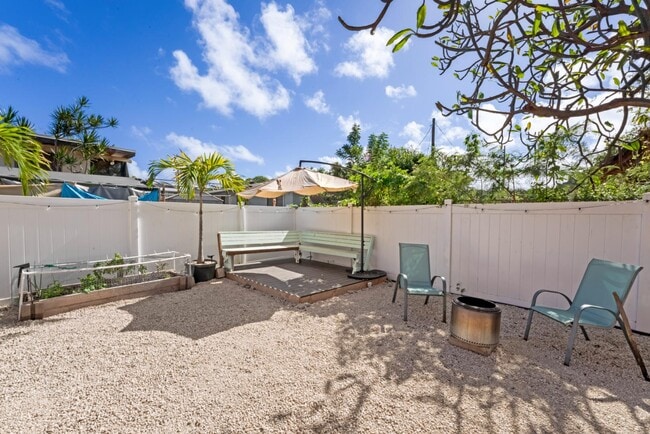 Building Photo - 84-973 Hana St