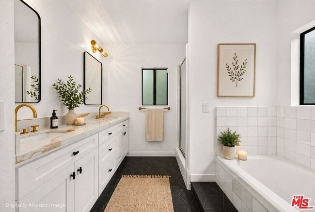 Building Photo - 12030 Valleyheart Dr