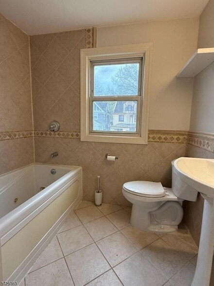 Building Photo - 271 Fuller Terrace