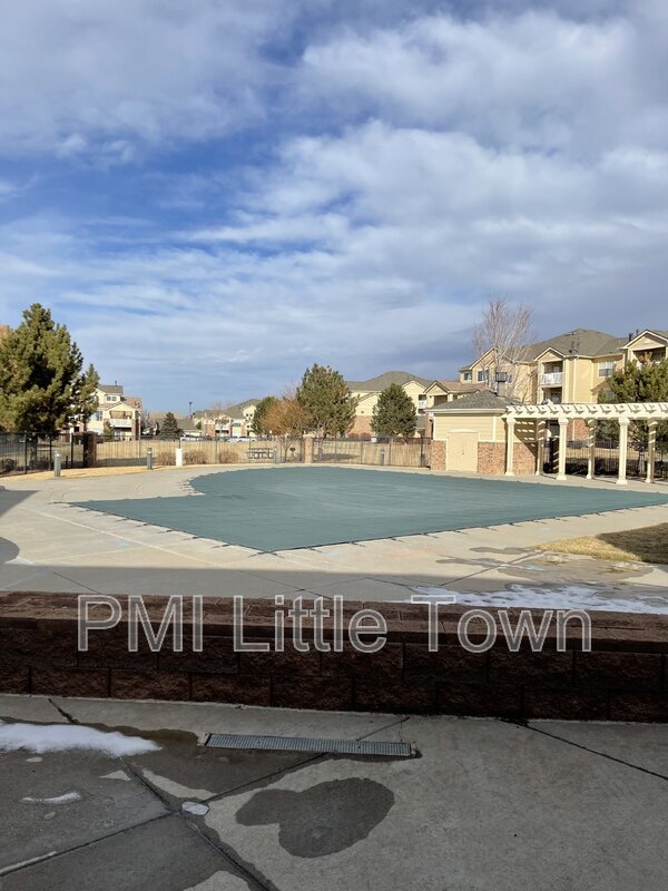 Building Photo - 5714 N Gibralter Way