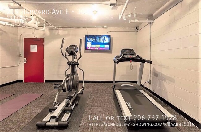 Building Photo - 219 Harvard Ave E