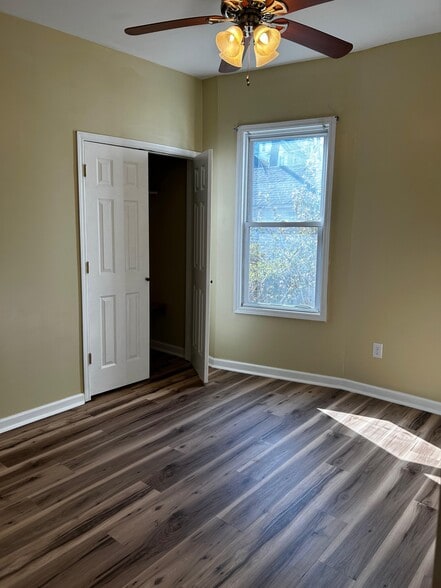 Building Photo - 1326 E Gibson St