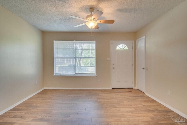 Building Photo - 386 Quigley Rd