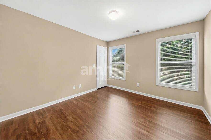 Building Photo - 492 Winter Haven Ln