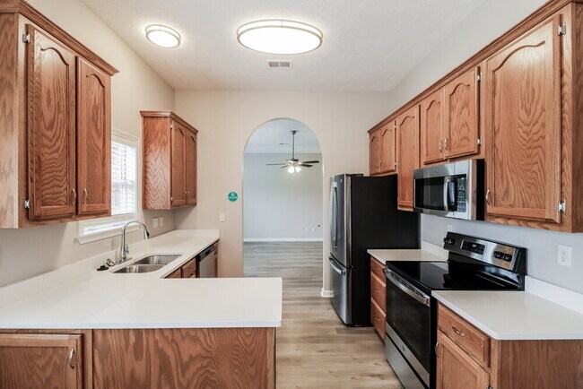 Building Photo - 6411 Braybourne Pl