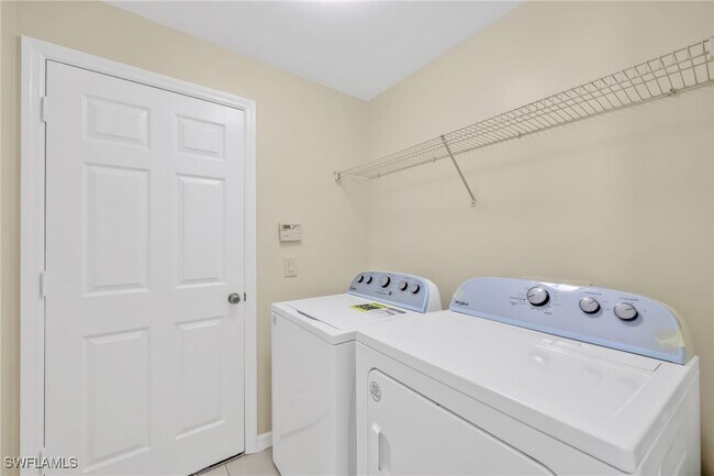 Building Photo - 15015 Savannah Dr