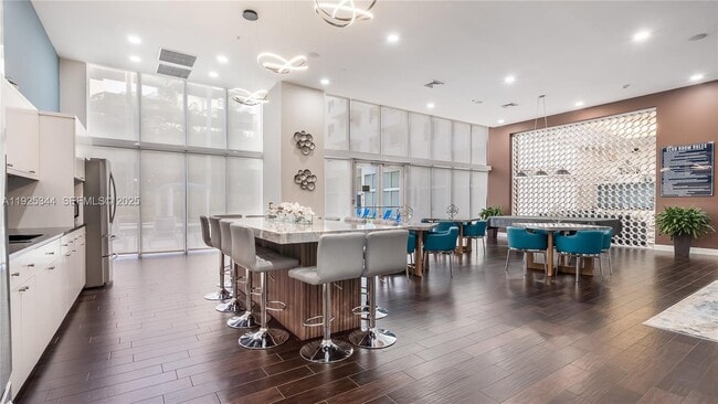 Building Photo - 18800 NE 29th Ave