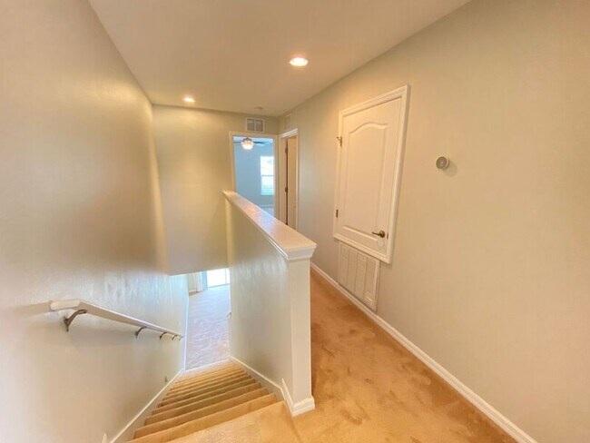 Building Photo - 600 Northern Way