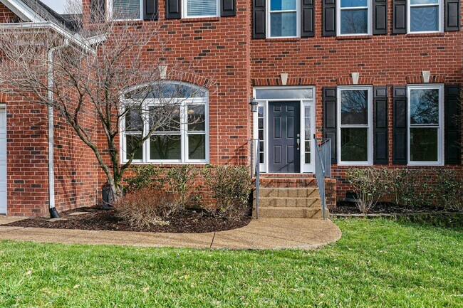 Building Photo - 808 Callahan Pl