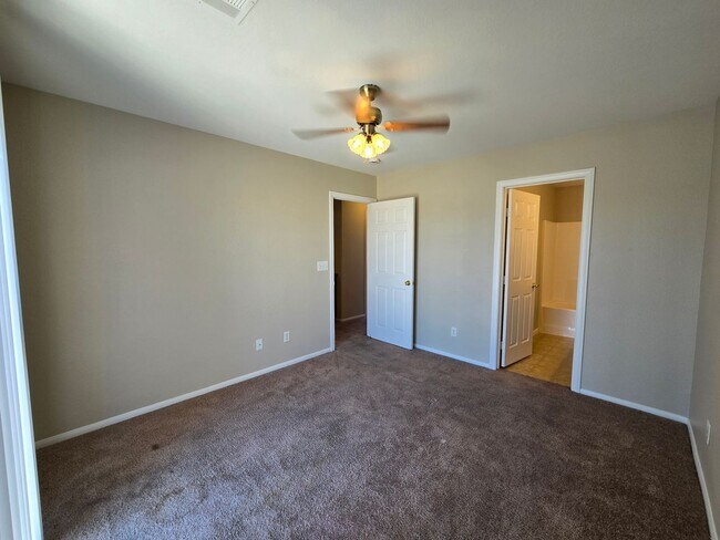 Building Photo - A Fabulous 3 Bed, 2.5 Bath, 2 Story Home W...