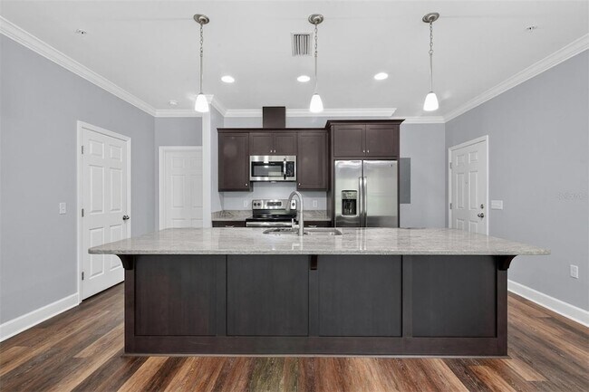 Building Photo - 2839 SW 87th Dr