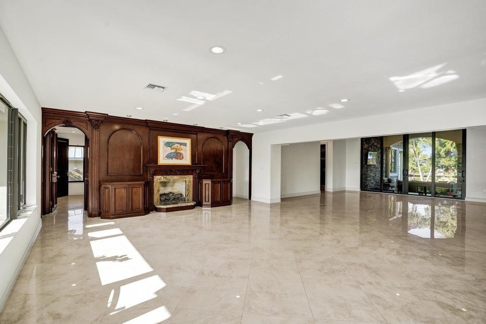 Building Photo - 2425 Fryer Point