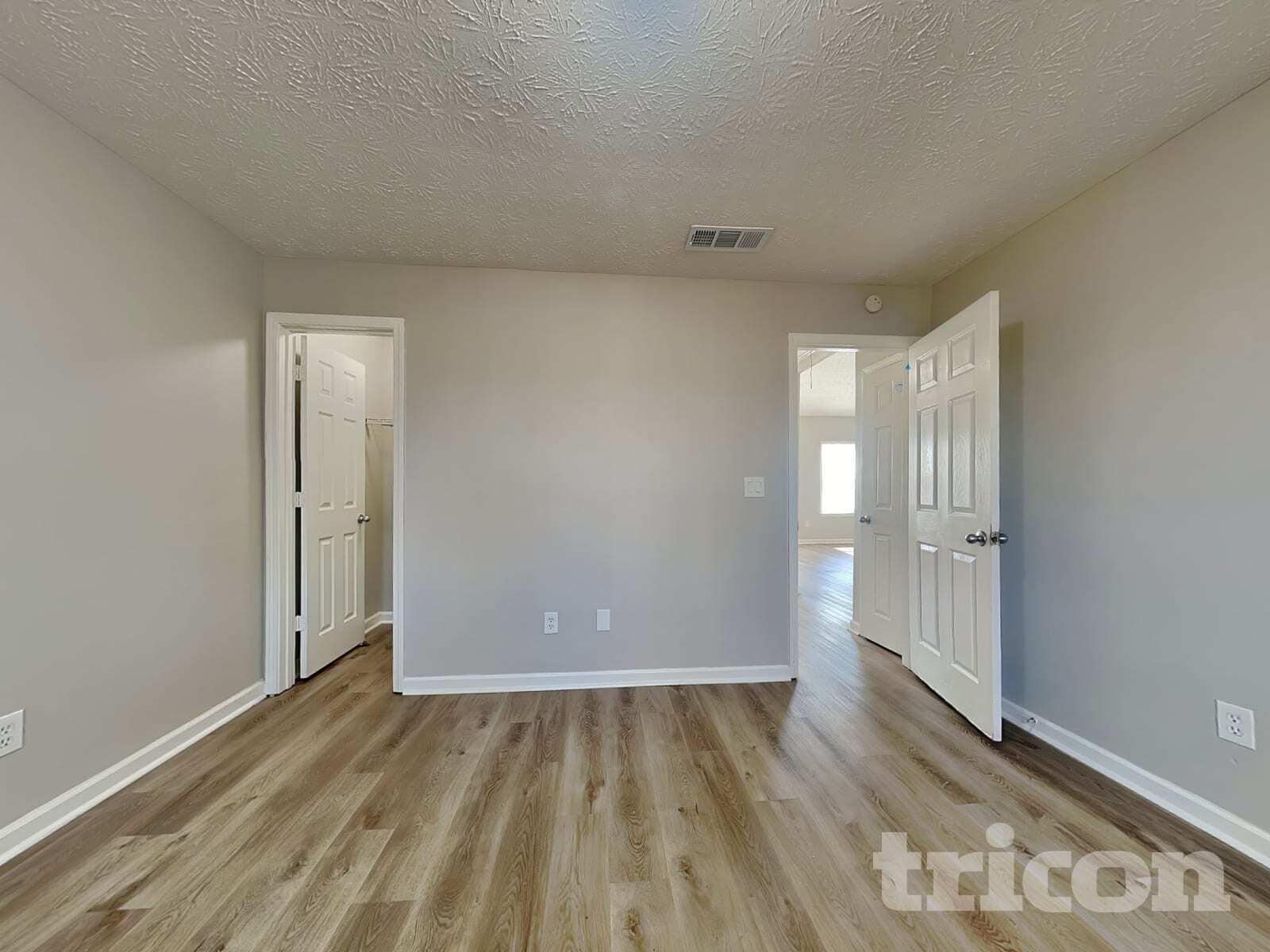 Building Photo - 1270 St Francis Ct