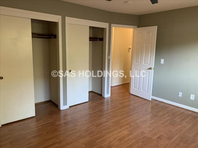 Building Photo - 11200 SW 83rd Ave