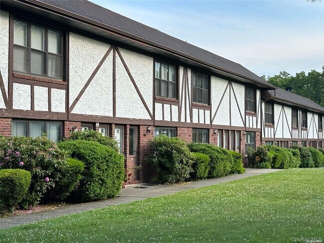 Primary Photo - 26 Bailey Ct