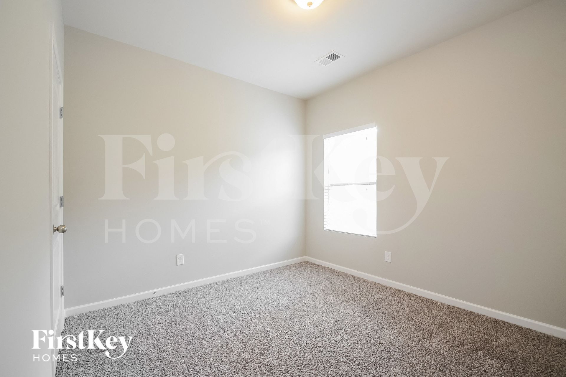 Building Photo - 5056 Bella Ct