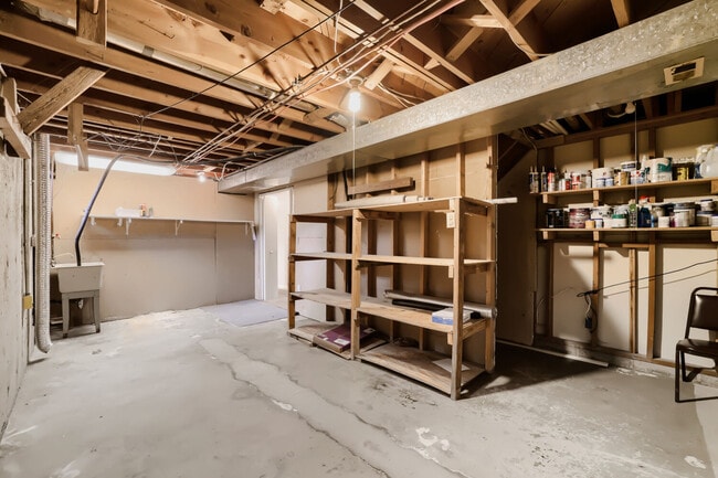 Building Photo - 13487 W 25th Pl