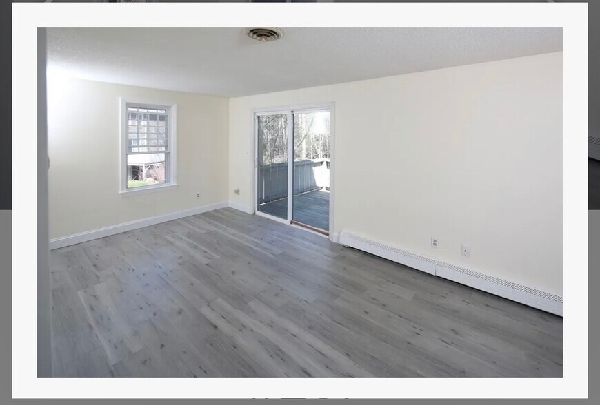 Building Photo - 261 Twin Lakes Dr