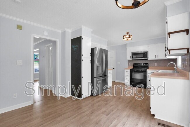 Building Photo - 7709 Scottsdale Dr