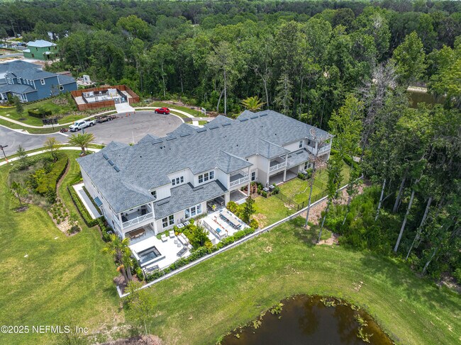 Building Photo - 27 Oak Pk Dr