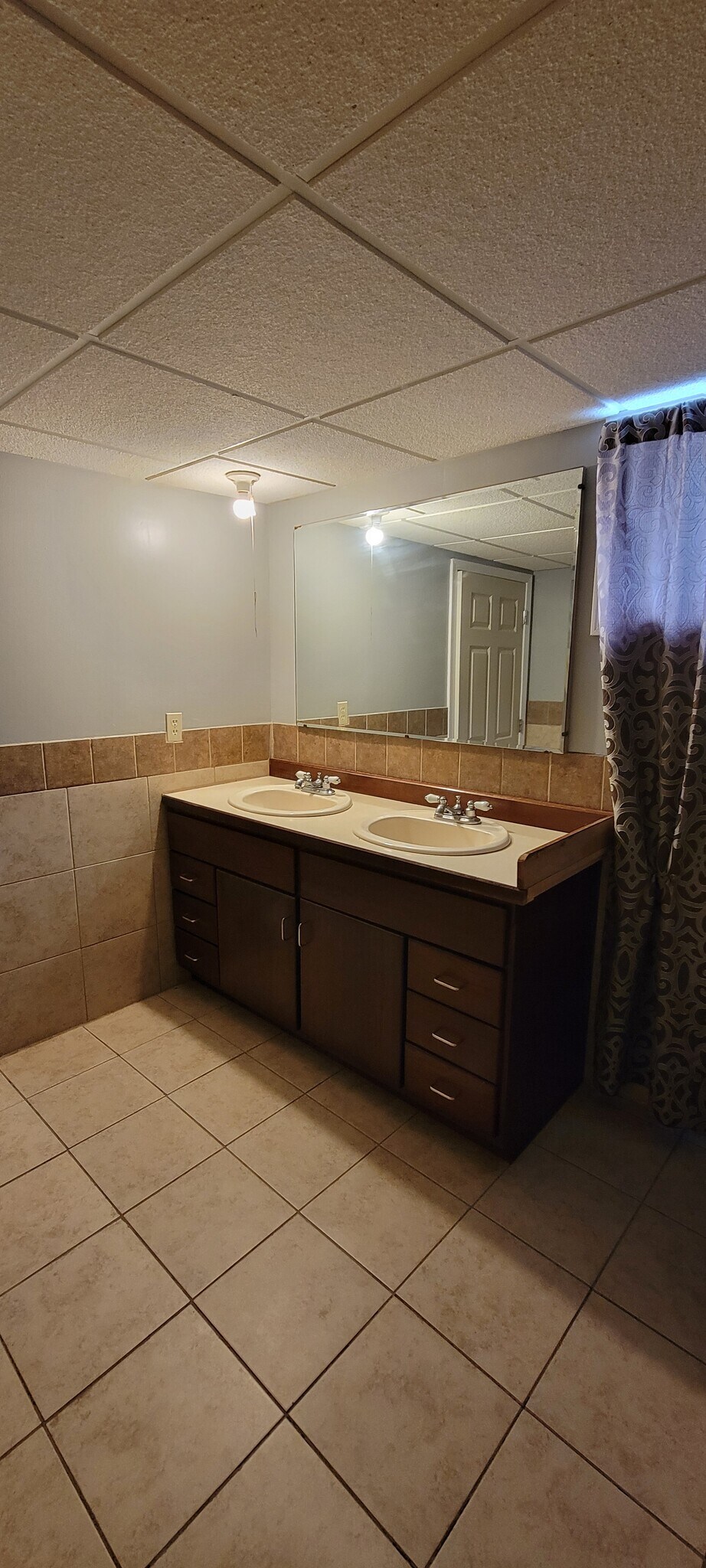 Bathroom - 532 Riehl St