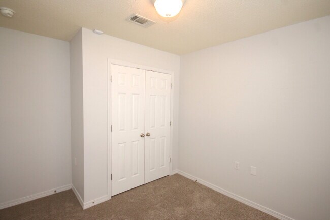 Building Photo - West Pensacola Patio Home Featuring Open Living Design, Stainless Appliances, Private Fenced Yard...