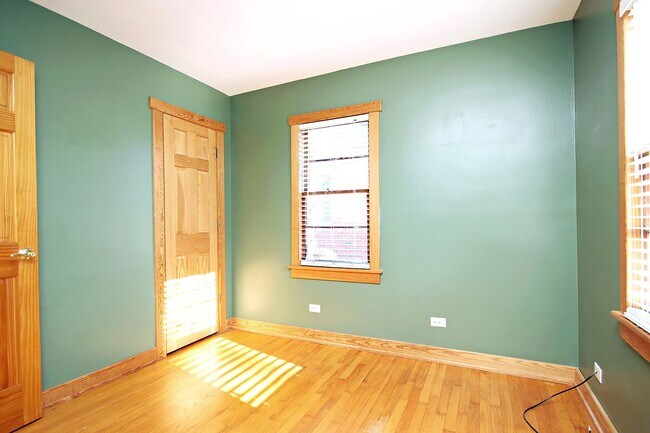 Building Photo - Updated Locust Grove Home