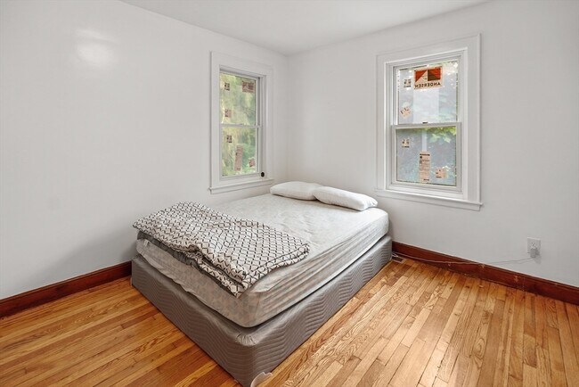 Building Photo - 334 Walpole St