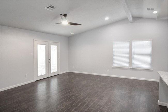 Building Photo - 28 E Brookberry Ct