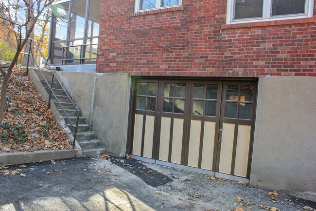 Building Photo - 7428 Cornell Ave