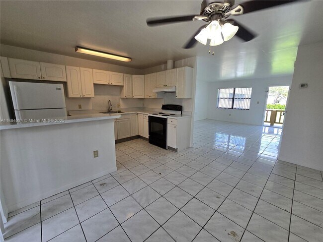 Building Photo - 10350 SW 220th St