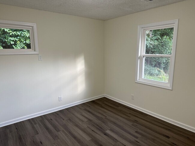 Building Photo - Home for rent! $1,450 - 4 bedroom