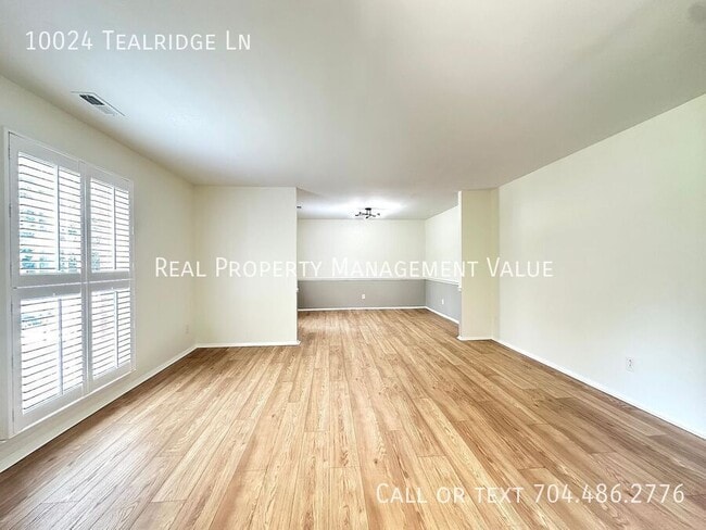 Building Photo - 10024 Tealridge Ln