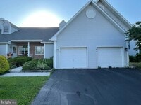 Building Photo - 167 Hunters Trail