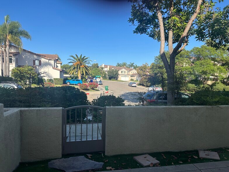 Front door view - 6162 Citracado Cir