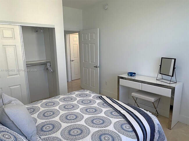 Building Photo - 2080 S Ocean Dr