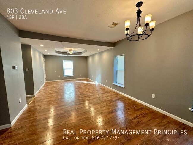 Building Photo - 803 Cleveland Ave.