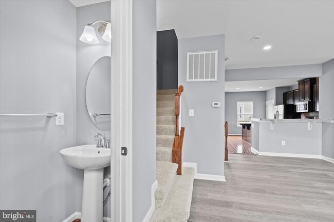 Building Photo - 6190 Willow Pl