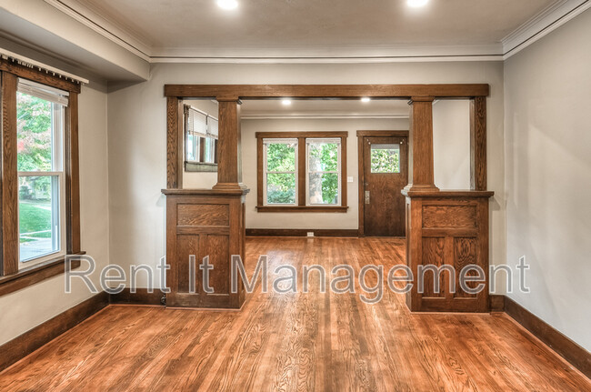 Building Photo - 4389 Mason St