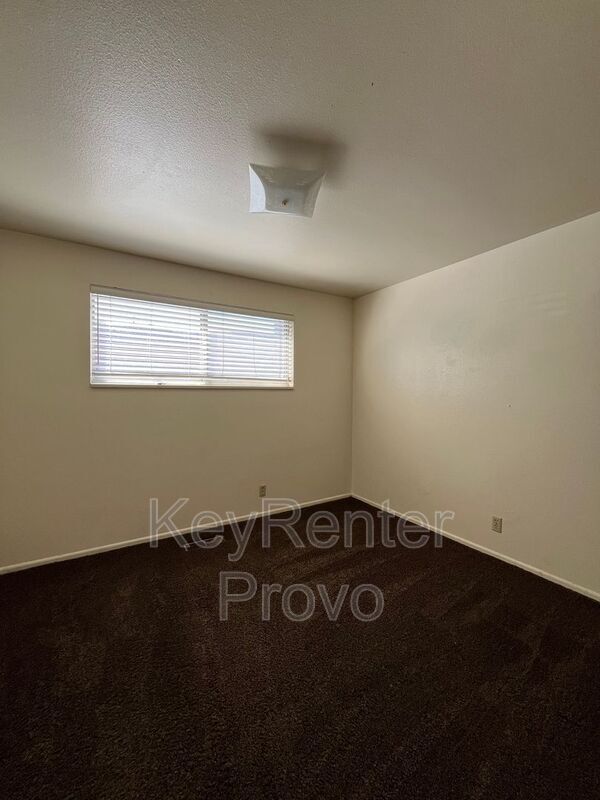 Building Photo - 650 S 500 E