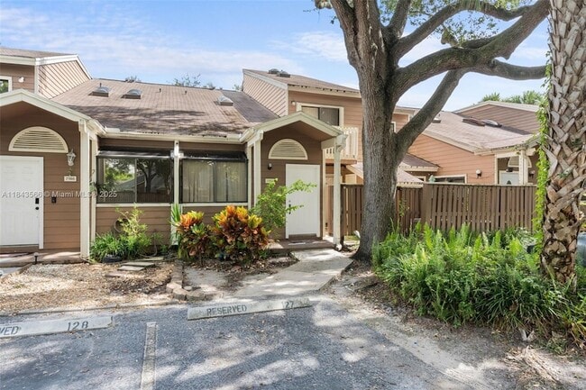 Building Photo - 7144 Sportsman Dr