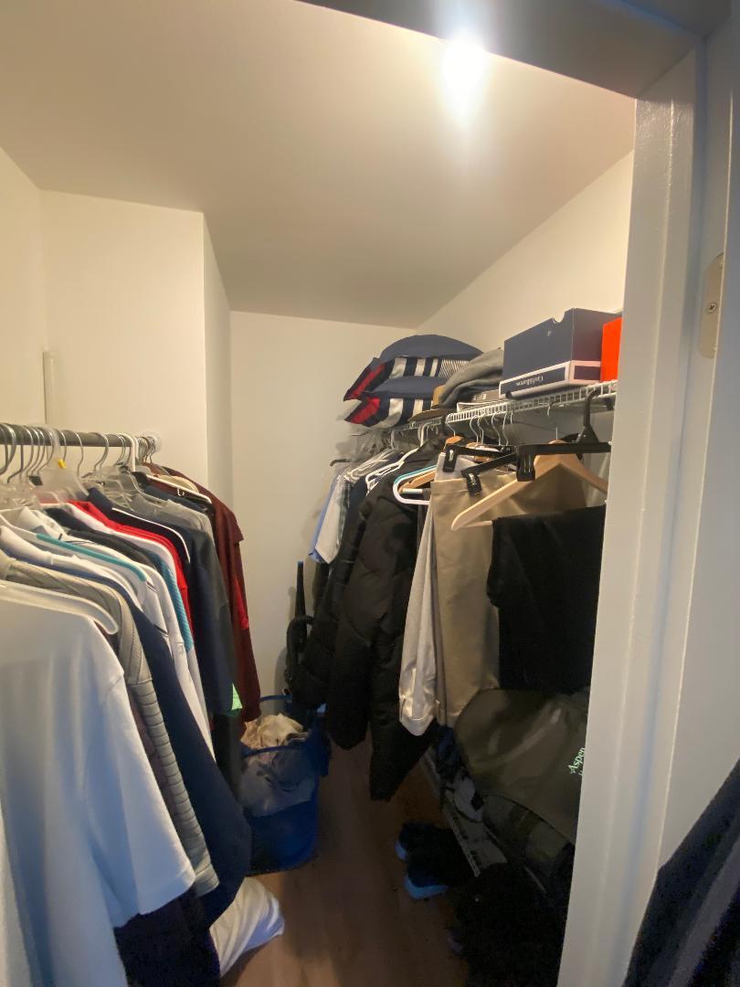Walk in Closet! - 105 Newark Pompton Tpke