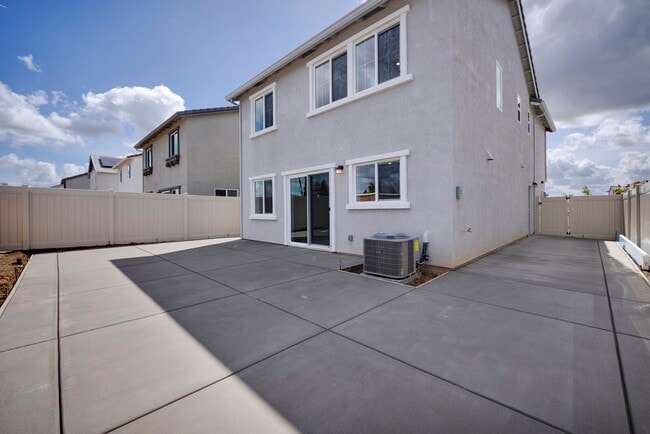 Building Photo - 7725 Forestdale Wy