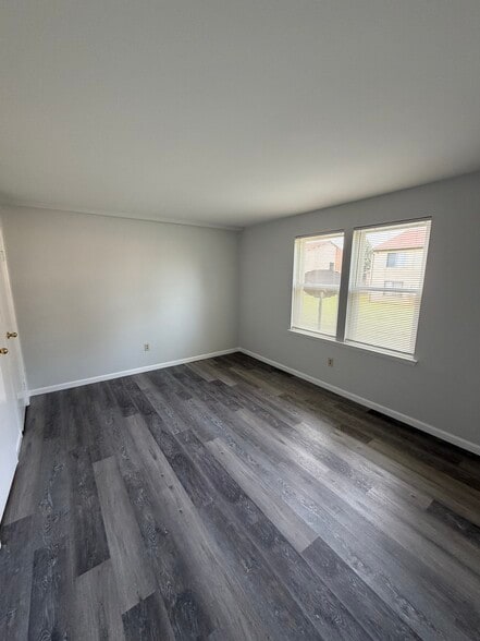 Building Photo - 85 Lancaster Est