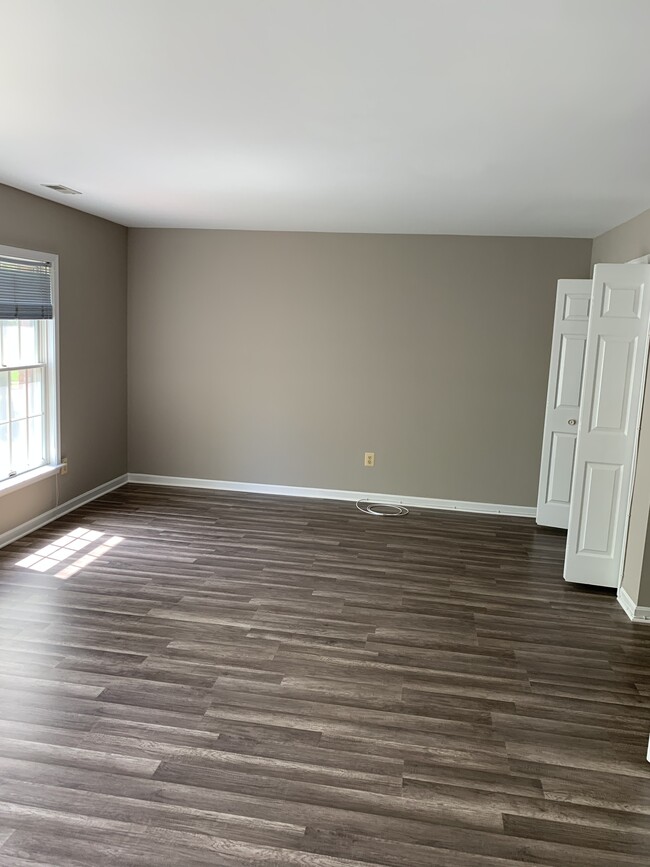 Building Photo - 43 Goucher Woods Ct