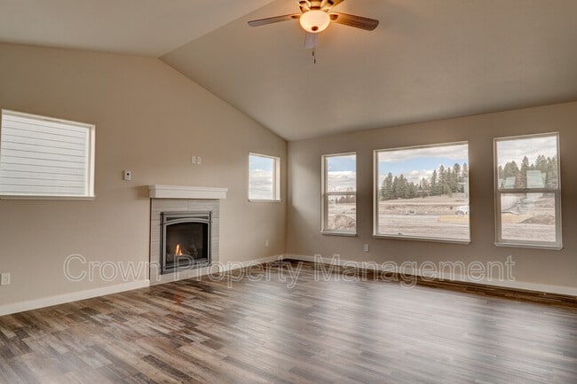 Building Photo - 517 Sparrow Rd