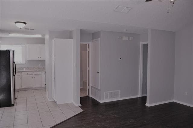 Building Photo - 240 Stallion Dr